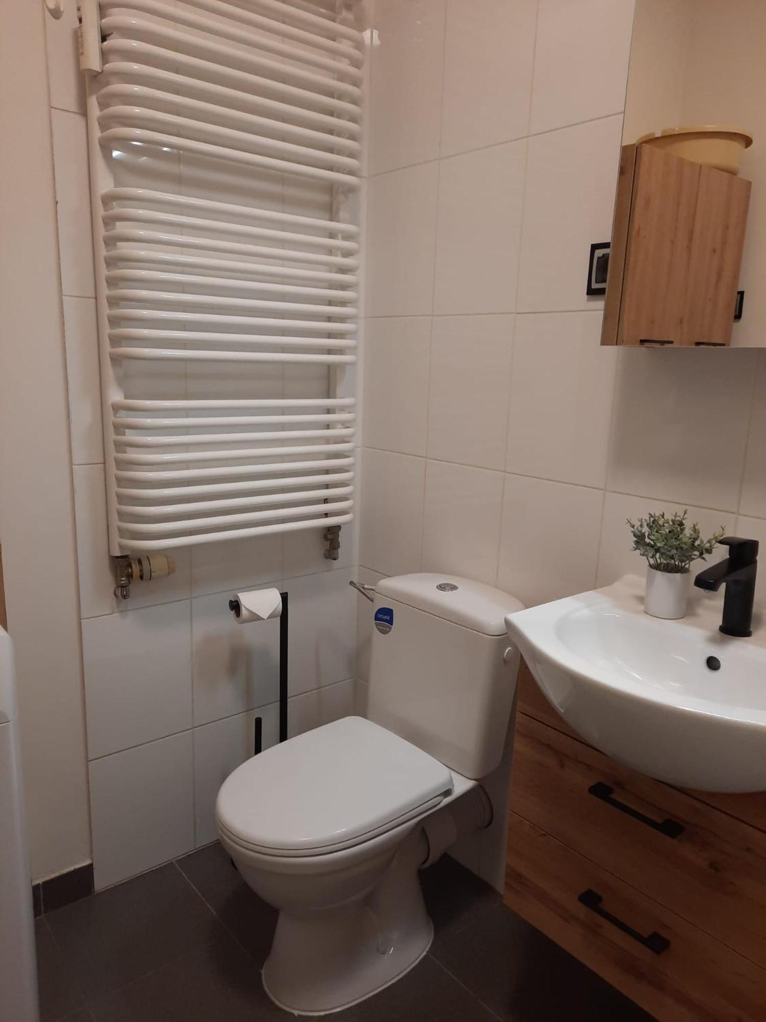 Apartamenty Trzy Wieze Varşovia Exterior foto